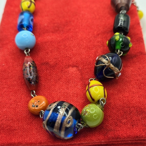 Vintage Chunky Art Glass Bead Necklace - Picture 2 of 9
